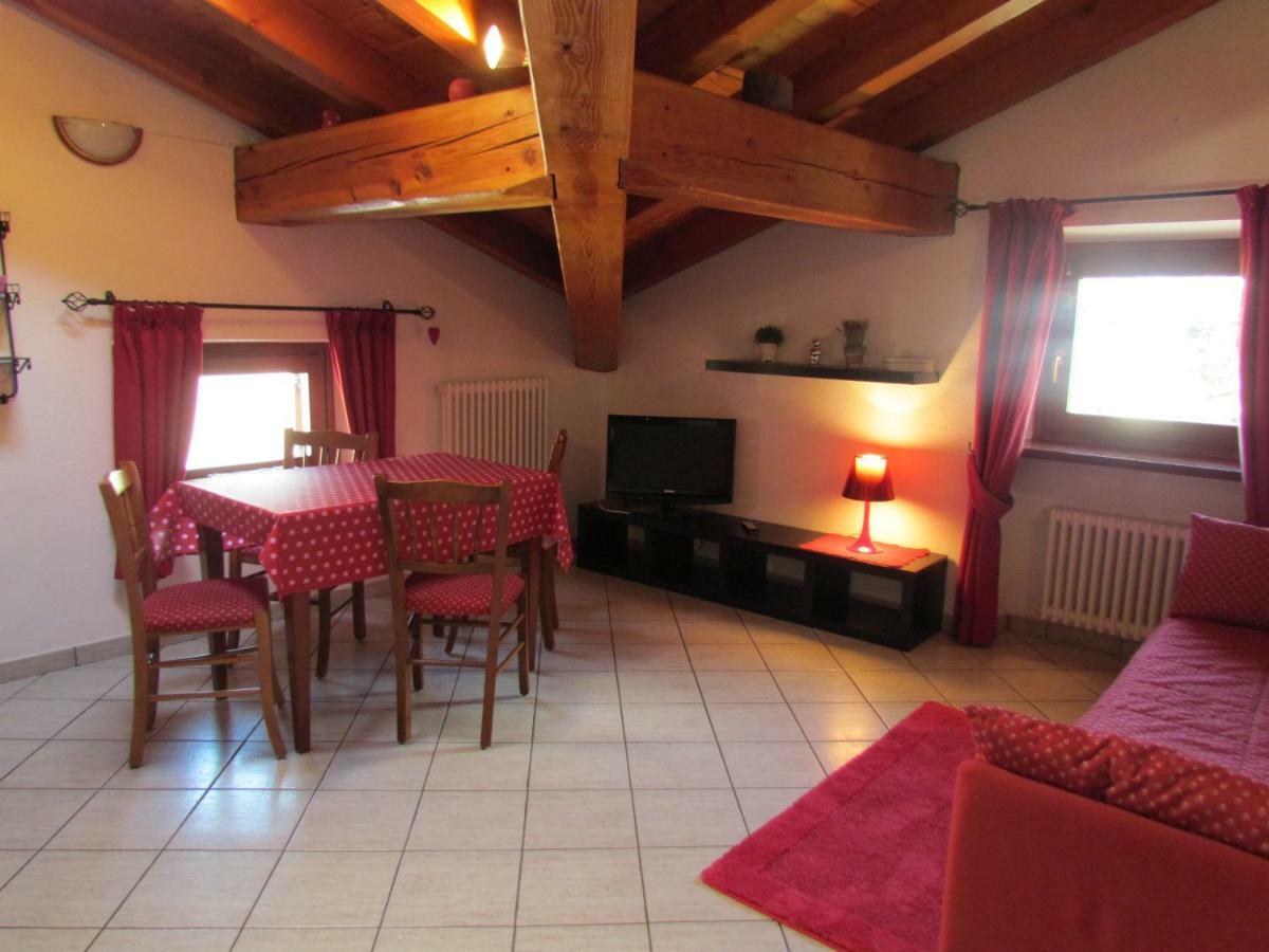Residence Du Chateau Fenis Bagian luar foto