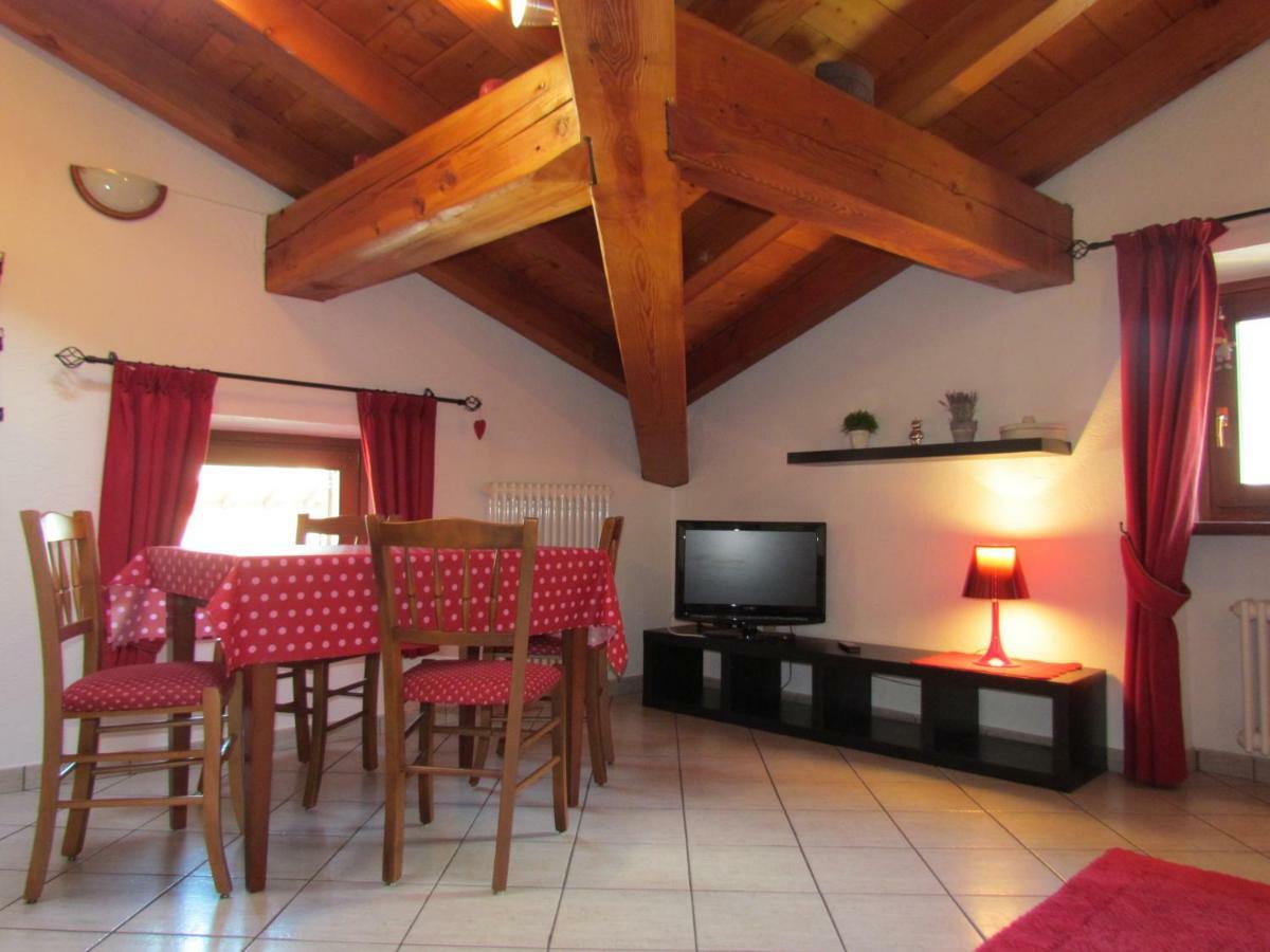Residence Du Chateau Fenis Bagian luar foto
